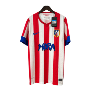 Atlético de Madrid x Mora ´Lo Mismo de la Otra vez Tour´ camiseta